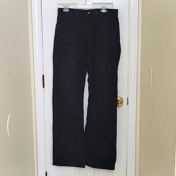 VINTAGE WOMEN'S EARL CORDUROY PANTS. SIZE 32 X 34